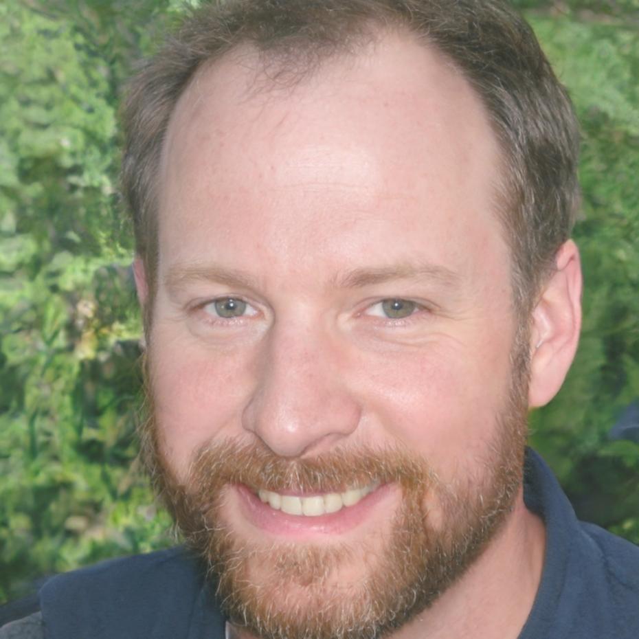 Marc Dubois, Expert en Finance Comportementale